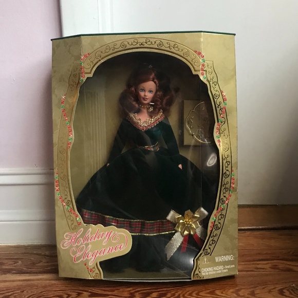 Holiday Elegance 1999 Toys R' Us Exclusive Doll - Picture 2 of 12